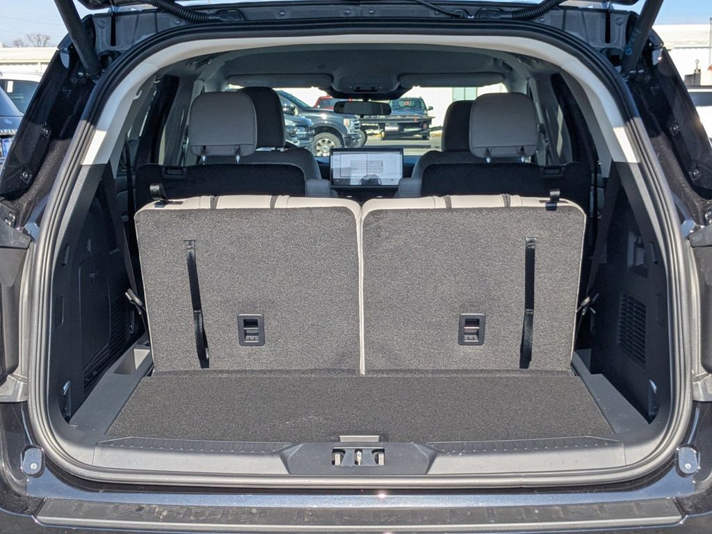 2026 Ford Explorer Active (200A)