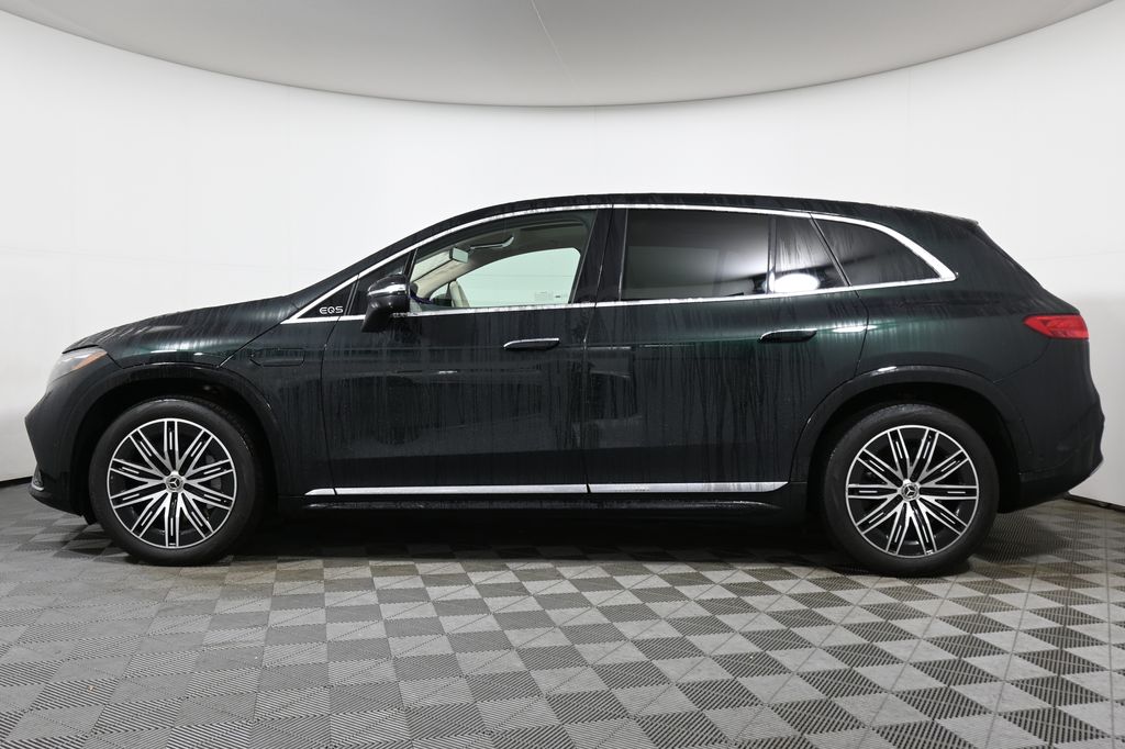 Thumbnail: 2023 Mercedes-Benz EQS - 2