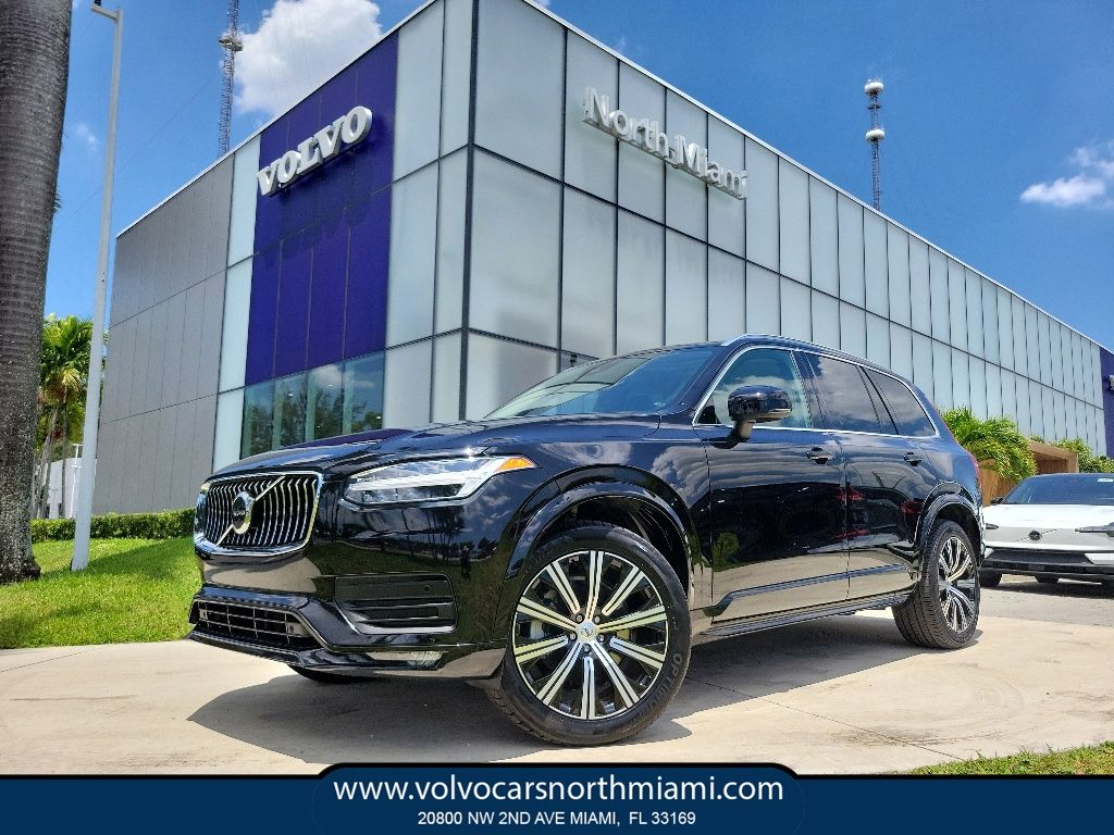 2023 Volvo XC90 B5 Core