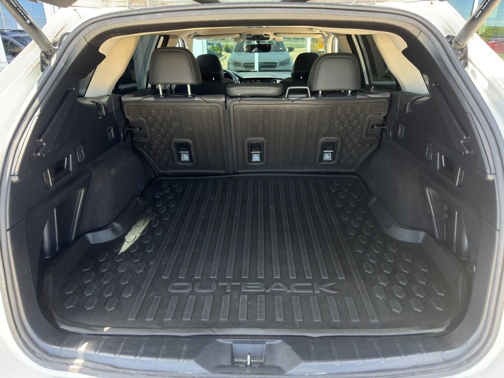 2020 Subaru Outback Onyx Edition XT White at Legacy Ford