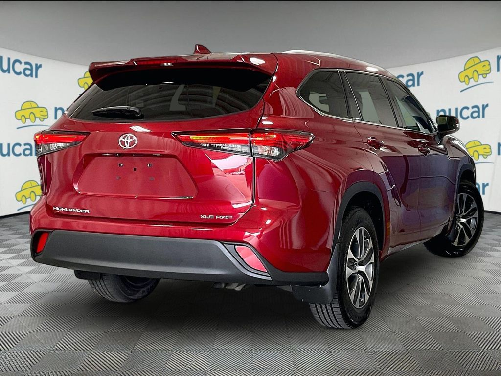 2022 Toyota Highlander — photo 6