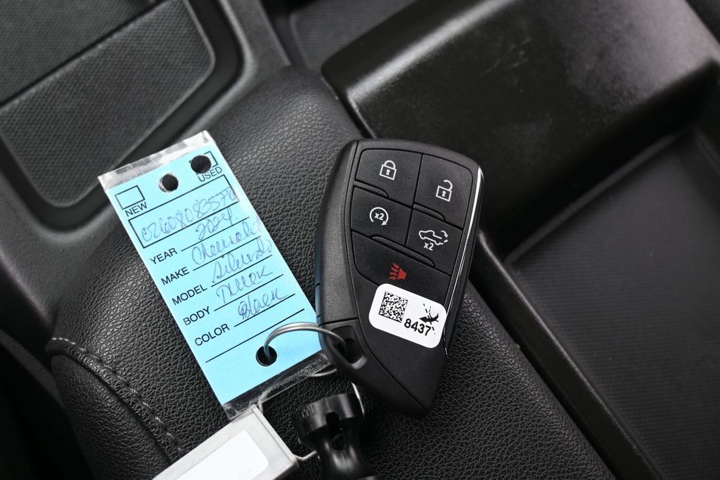 Used 2024 Black Chevrolet LT image 27