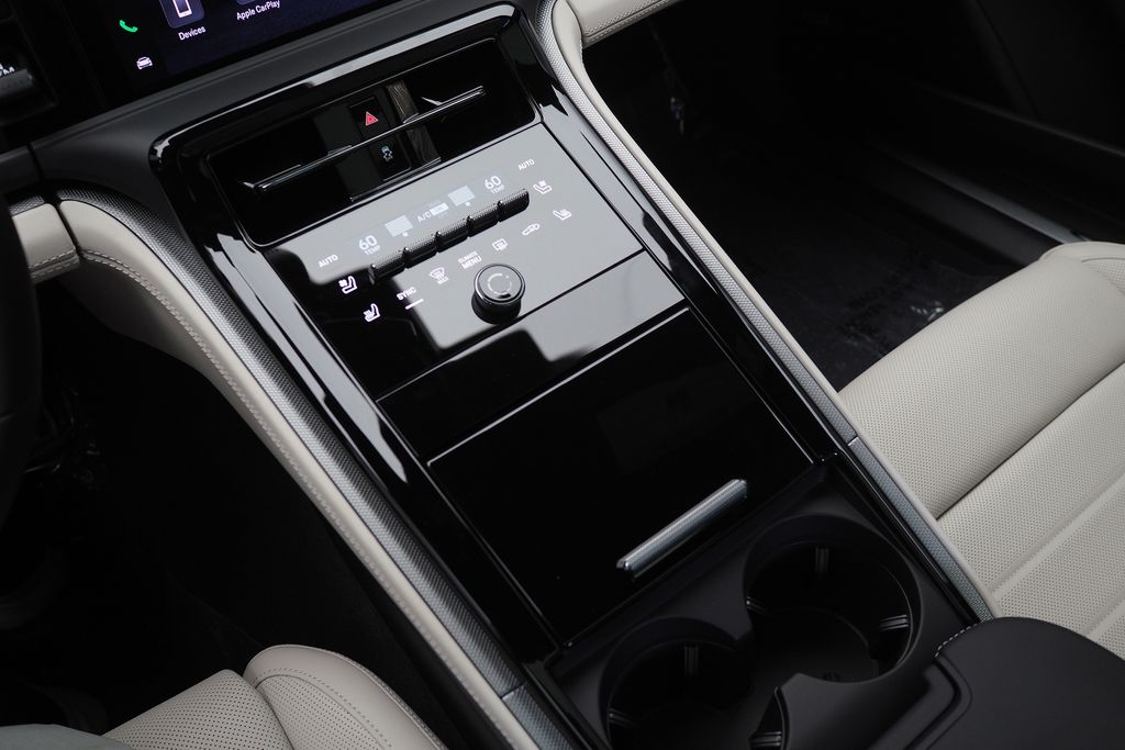 Thumbnail: 2026 Porsche Panamera - 23