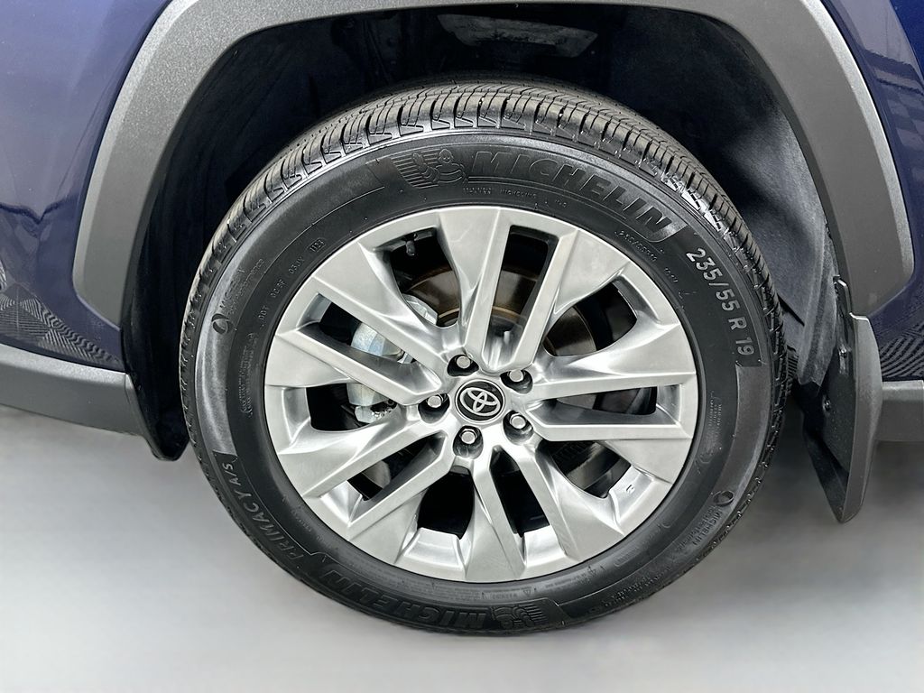 Thumbnail: 2024 Toyota RAV4 - 32