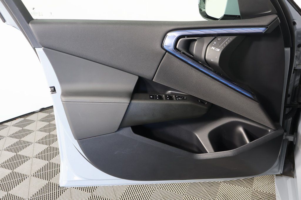 Thumbnail: 2025 BMW X3 - 12