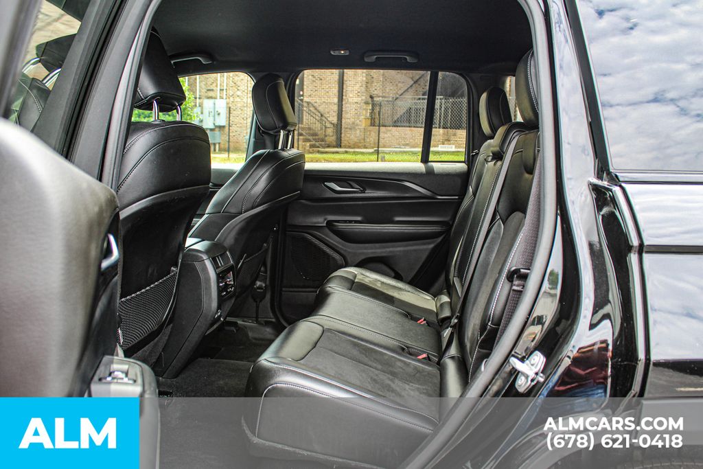 Used 2025 Black Jeep Altitude image 16
