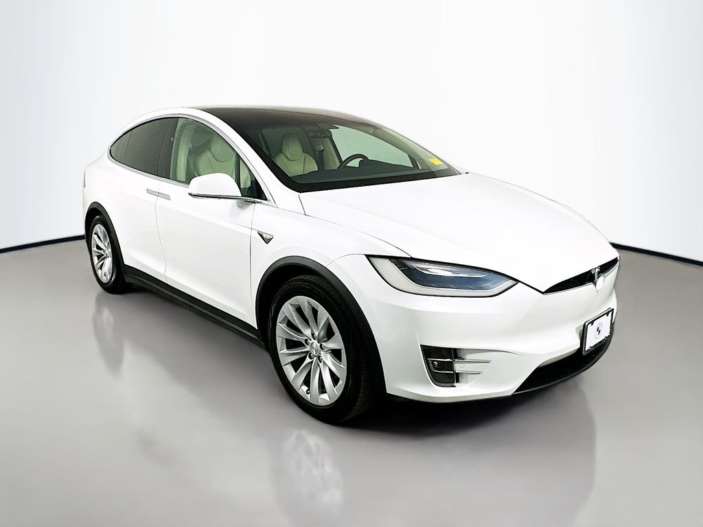 Thumbnail: 2018 Tesla Model X - 3