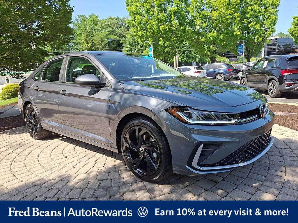Platinum Gray Metallic 2025 Volkswagen Jetta Sedan Front-Wheel Drive 8-Speed Automatic