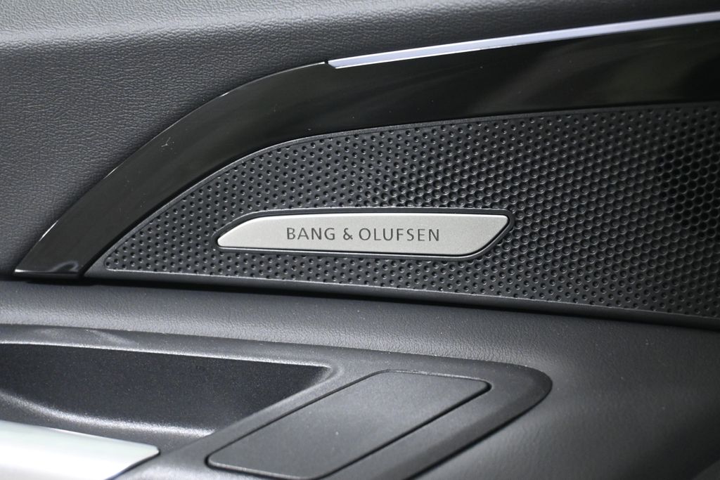 Thumbnail: 2025 Audi Q5 - 24