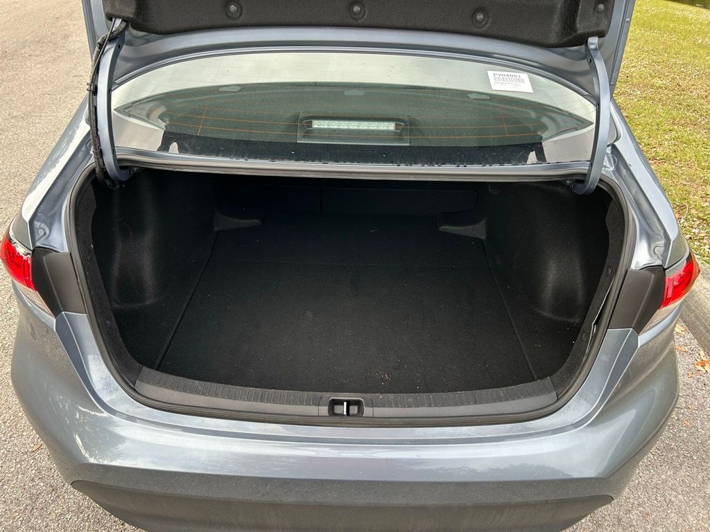 Thumbnail: 2024 Toyota Corolla - 10