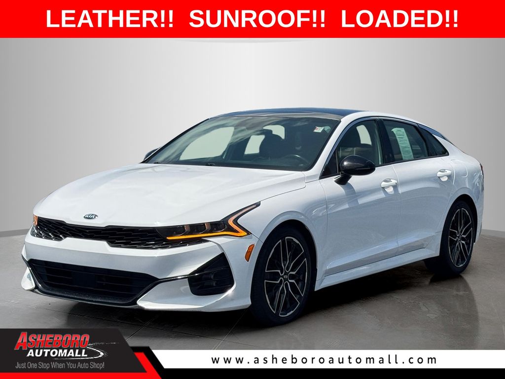 Glacial White Pearl 2021 Kia K5 Sedan Front-Wheel Drive 8-Speed Dual Clutch