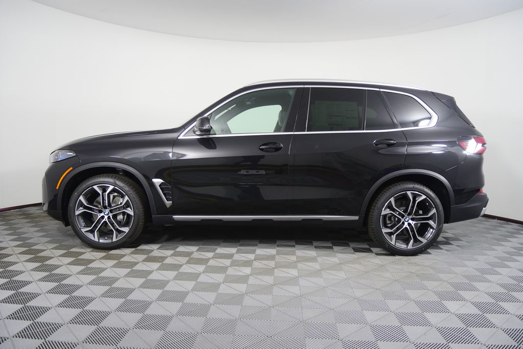 Thumbnail: 2026 BMW X5 - 6