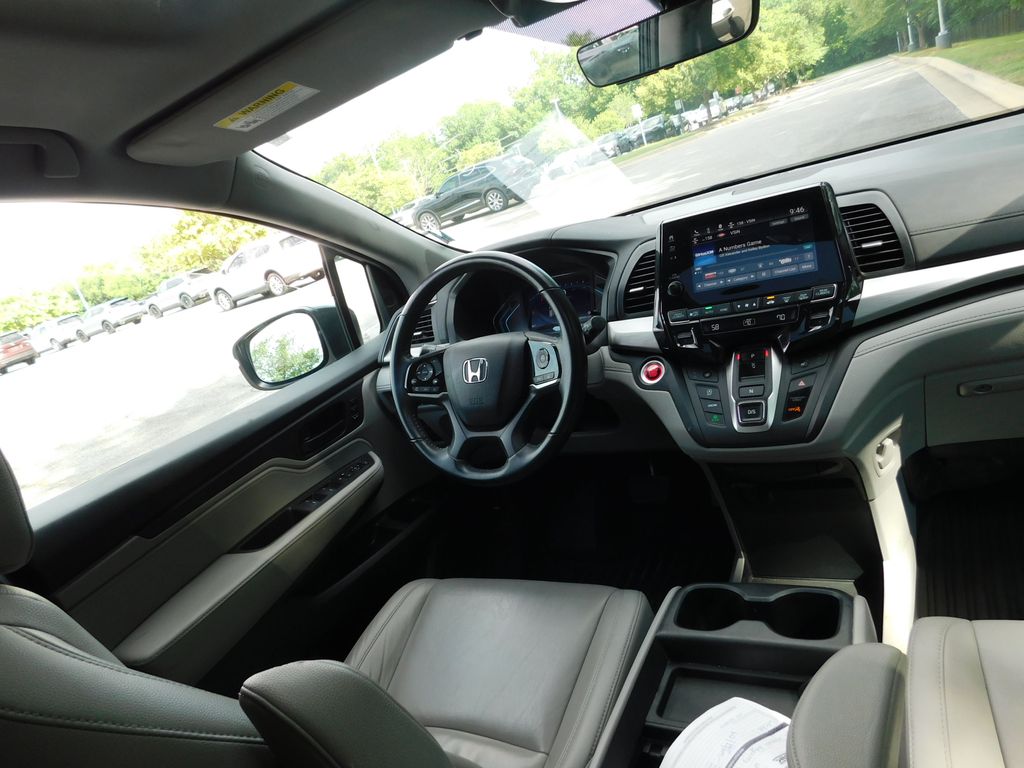 Thumbnail: 2020 Honda Odyssey - 8