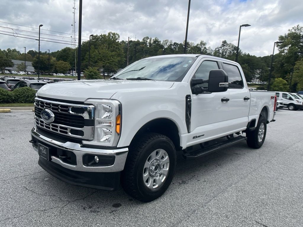 2023 Ford F-250SD XLT 3