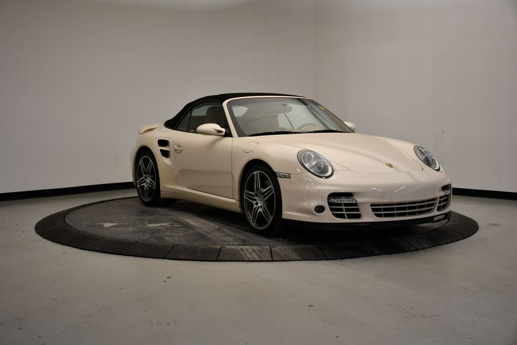 Thumbnail: 2009 Porsche 911 - 9