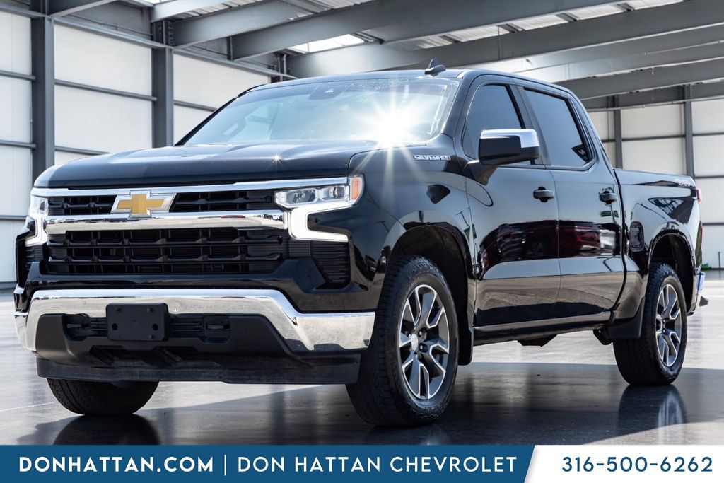 Black 2022 Chevrolet Silverado 1500 Pickup Truck Four-Wheel Drive 8-Speed Automatic