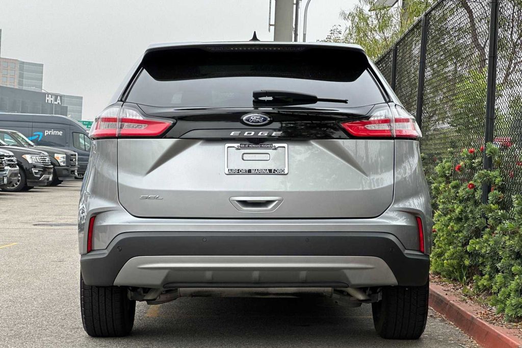 2021 Ford Edge SEL 7