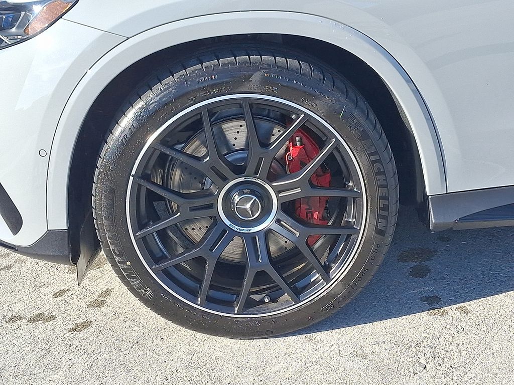 Thumbnail: 2025 Mercedes-Benz GLC - 10