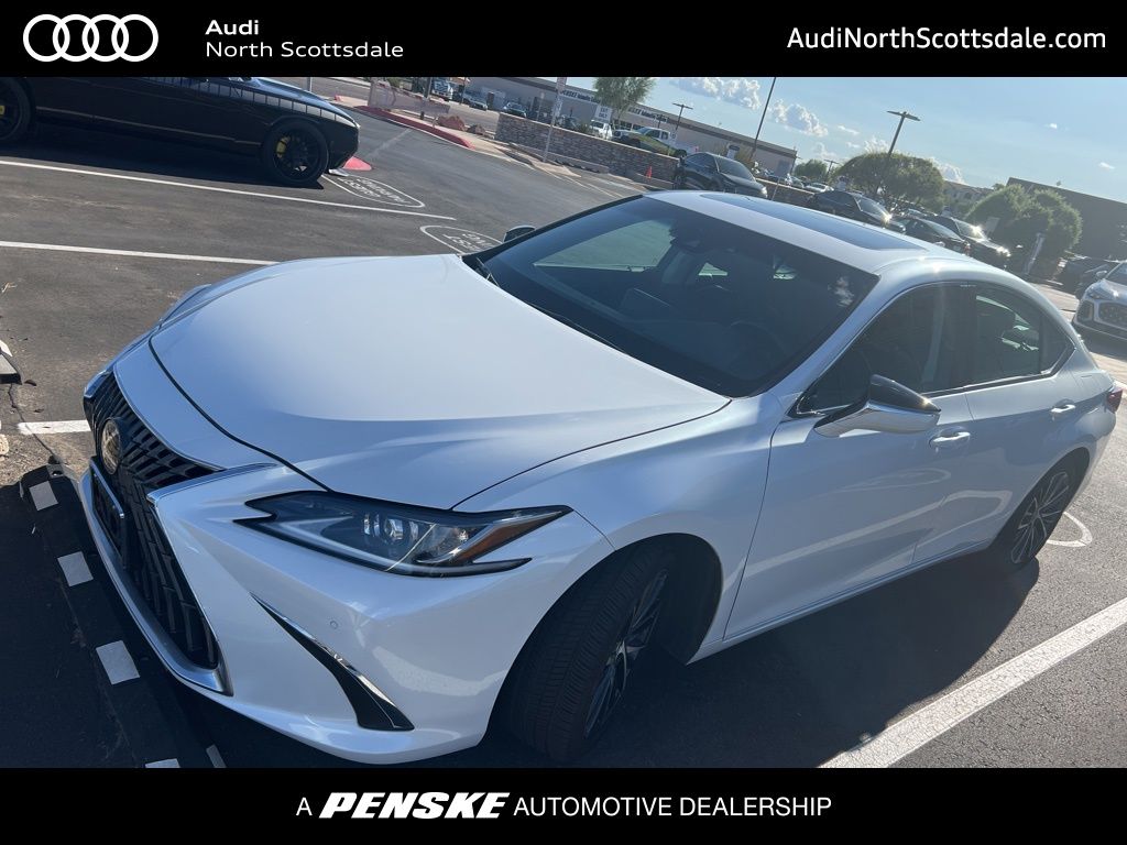 Thumbnail: 2022 Lexus ES - 1