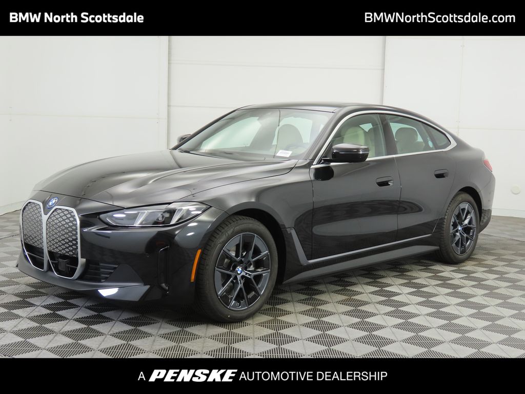 Thumbnail: 2025 BMW i4 - 1