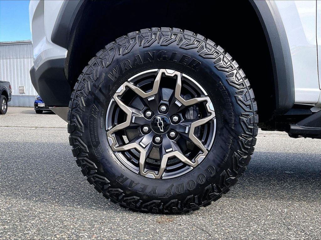 2024 Chevrolet Colorado — photo 7