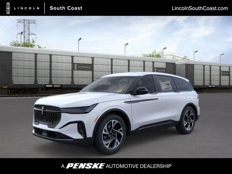 Thumbnail: 2026 Lincoln Nautilus - 1