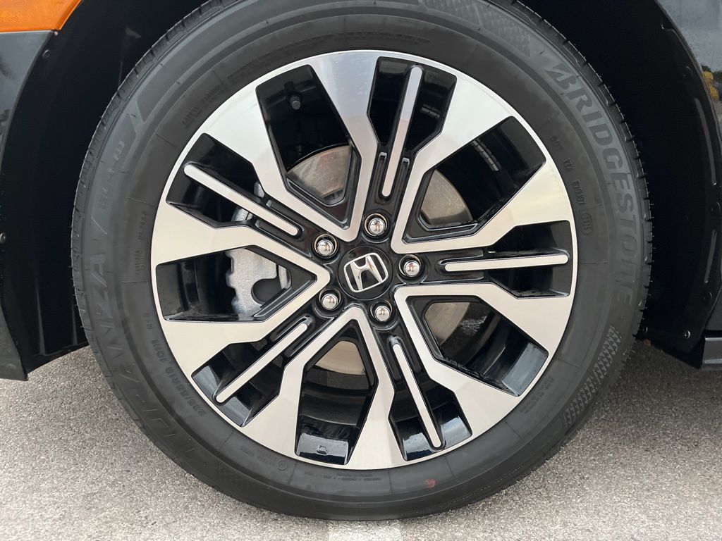 Thumbnail: 2026 Honda Odyssey - 13