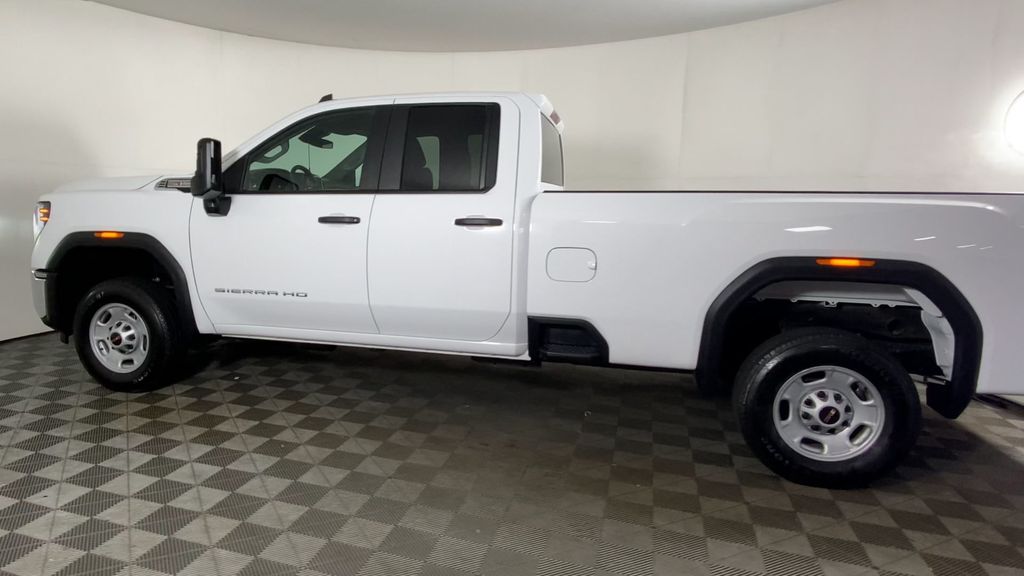 2025 GMC Sierra 2500HD Pro photo