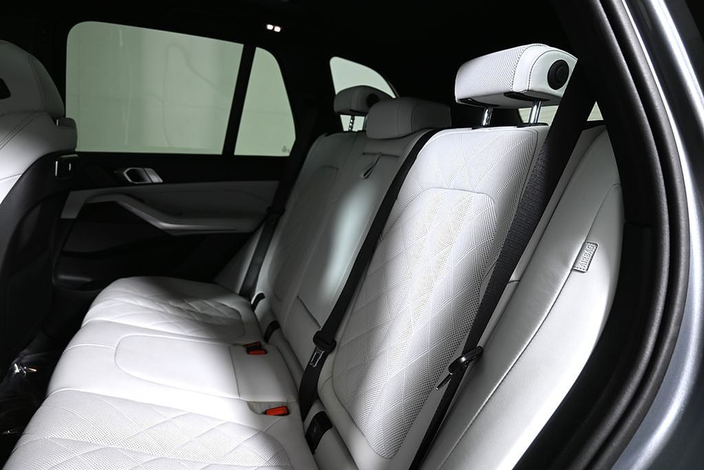 Thumbnail: 2024 BMW X5 - 4