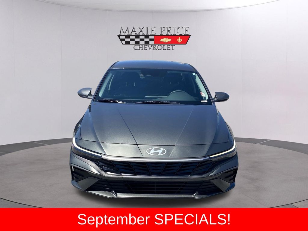 Used 2025 Hyundai Elantra SE with VIN KMHLL4DGXSU990228 for sale in Loganville, GA