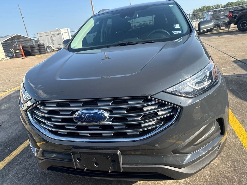 2021 Ford Edge SE Gray at Autostrade