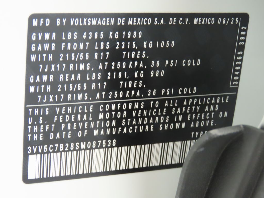 Thumbnail: 2025 Volkswagen Taos - 32