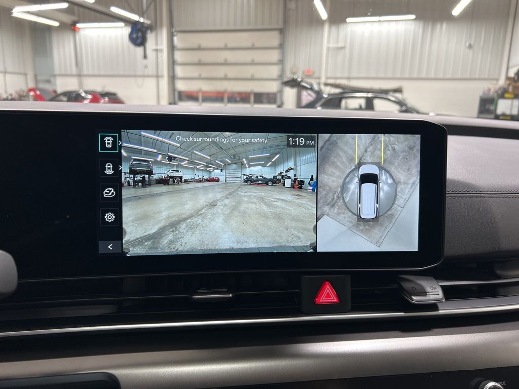 new 2026 Kia Carnival Hybrid car, priced at $1,164,713