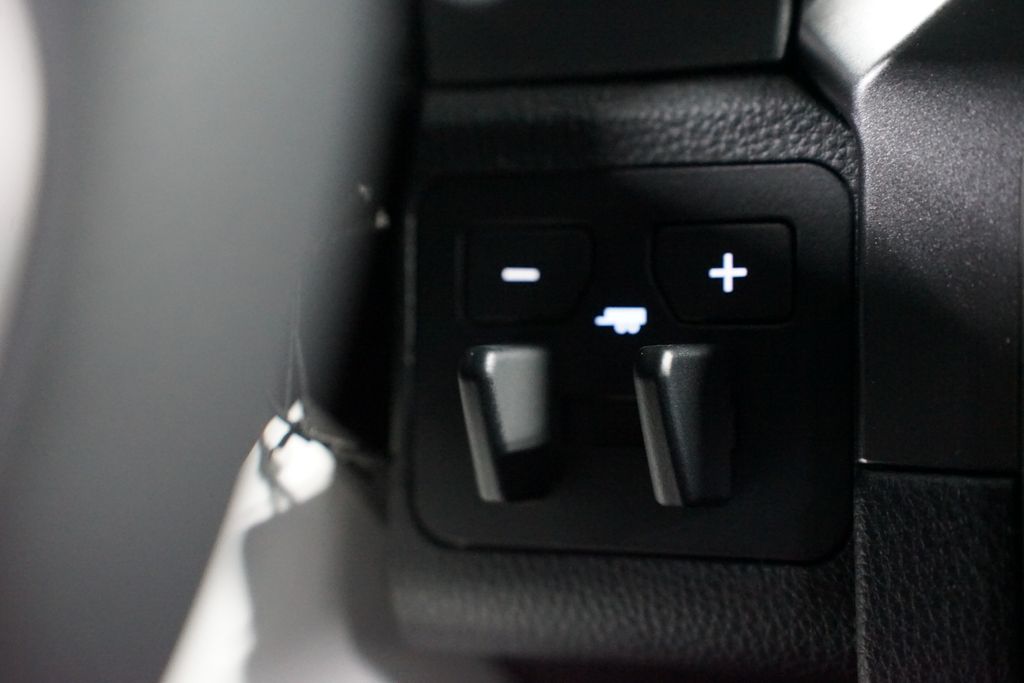 Thumbnail: 2026 Toyota 4Runner - 26