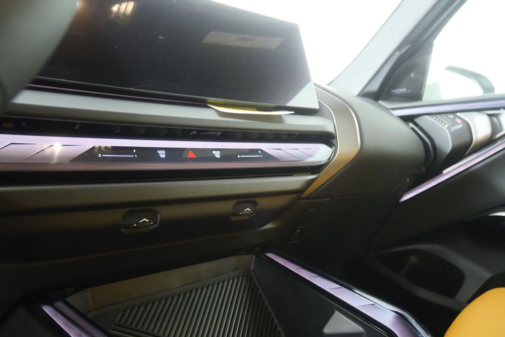 Thumbnail: 2026 BMW X3 - 21