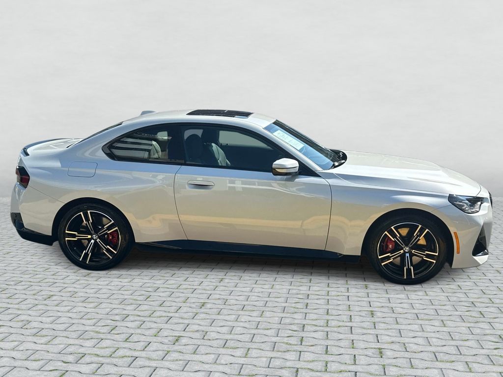 Thumbnail: 2024 BMW 2 Series - 4