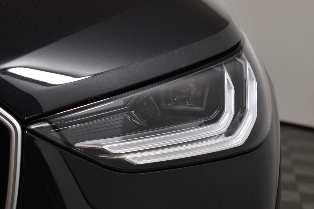 Thumbnail: 2026 BMW X3 - 11