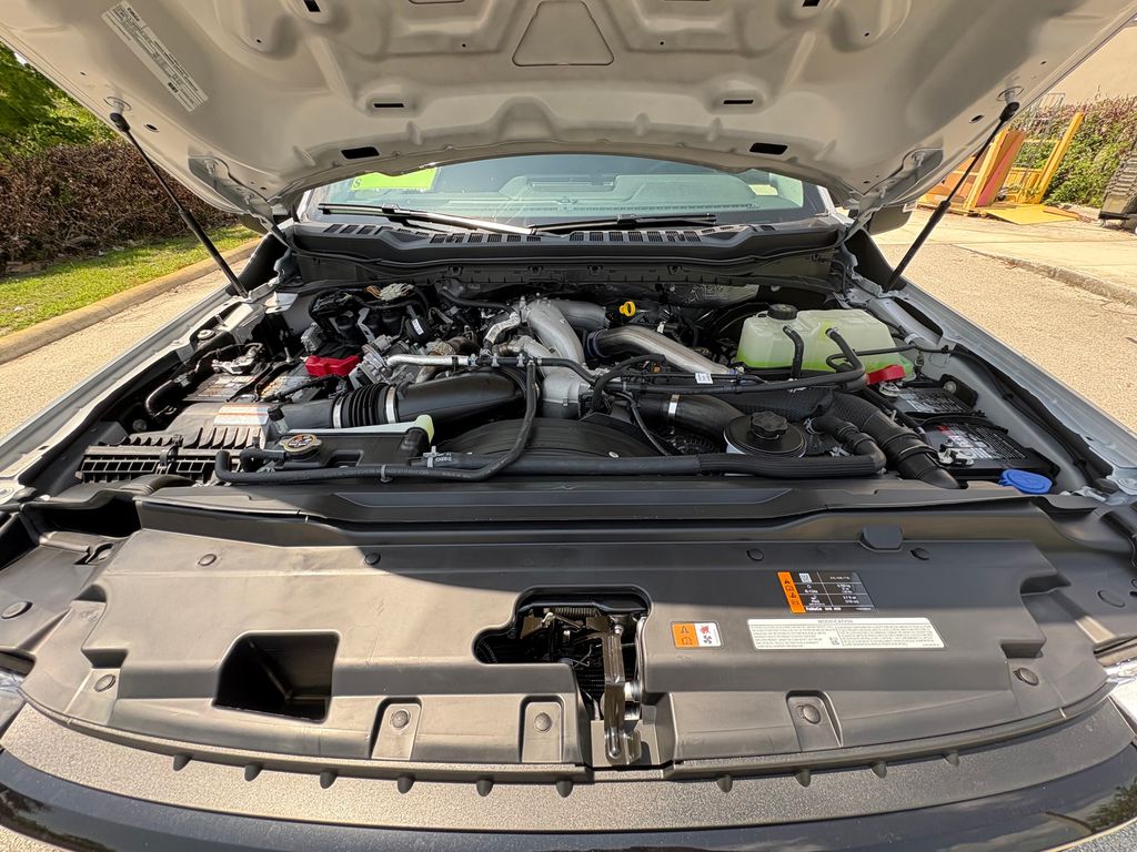 New 2026 Gray Ford Lariat image 32
