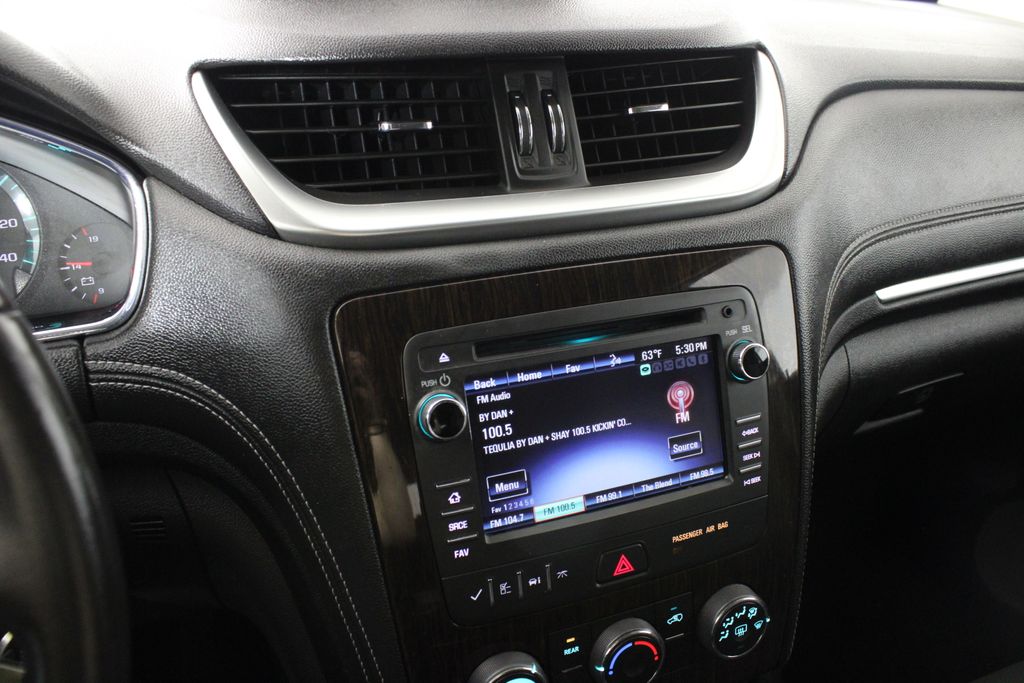 Used 2016 Chevrolet Traverse for sale in 