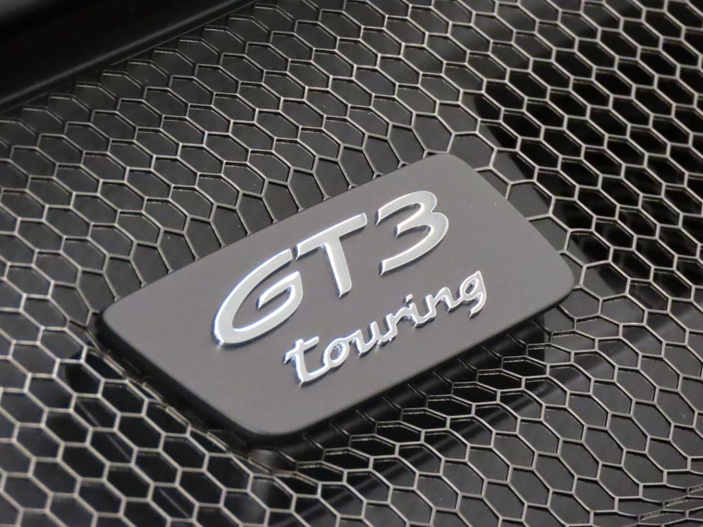 Thumbnail: 2026 Porsche 911 - 13