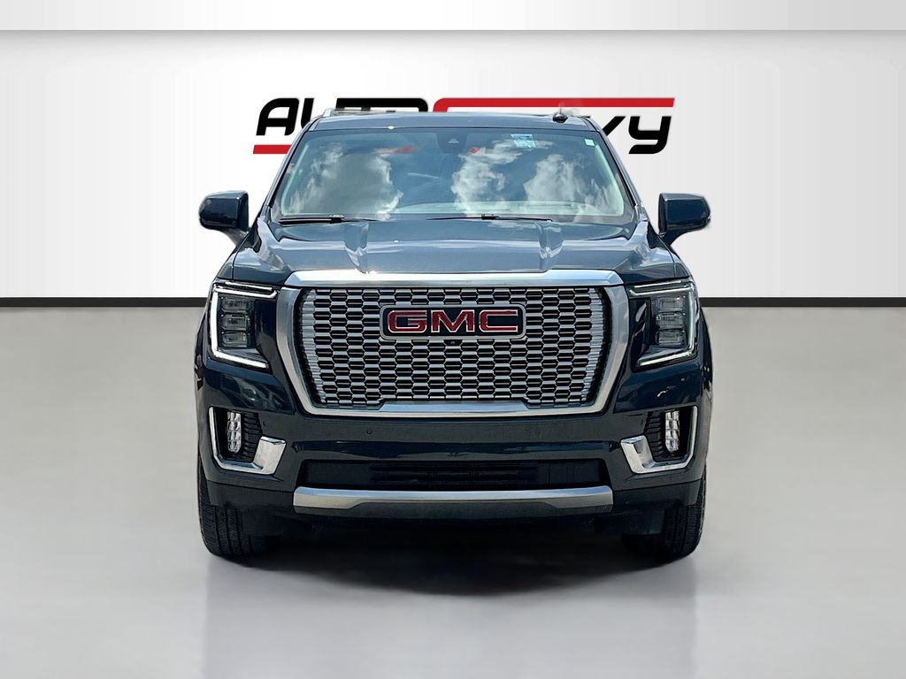 2022 GMC Yukon Denali Green at Wharton Ford