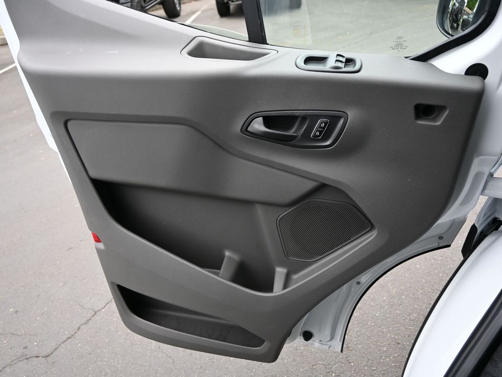 2025 Ford Transit 350 HD XL