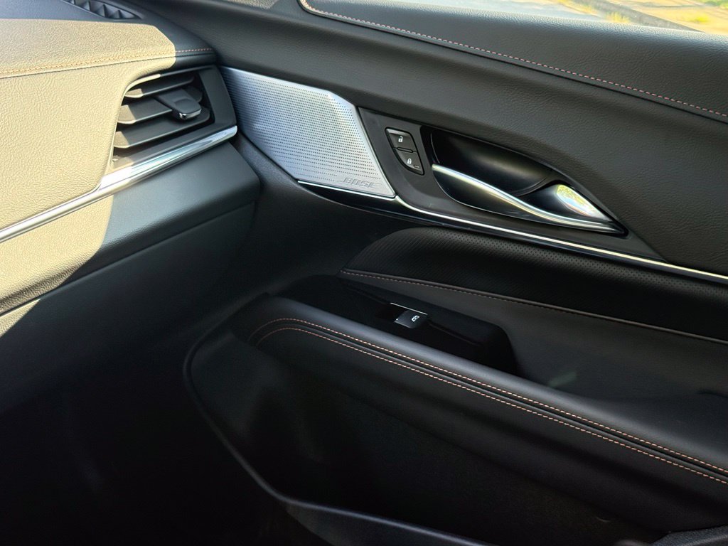 2024 Cadillac CT4 V-Series Radiant Red - Jim Hudson Acura - Image 38