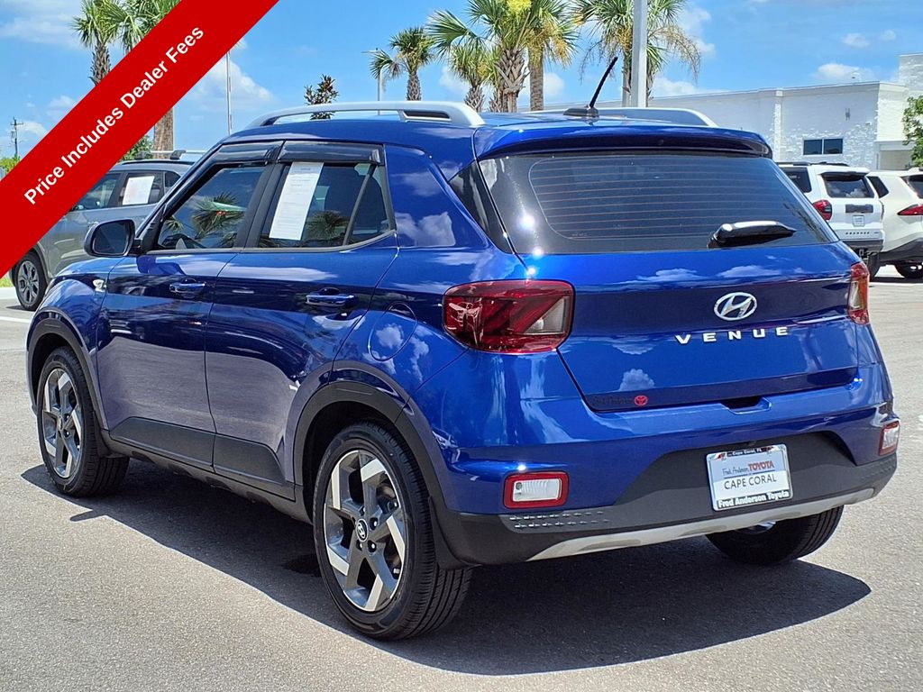 Used 2023 Hyundai Venue SUV