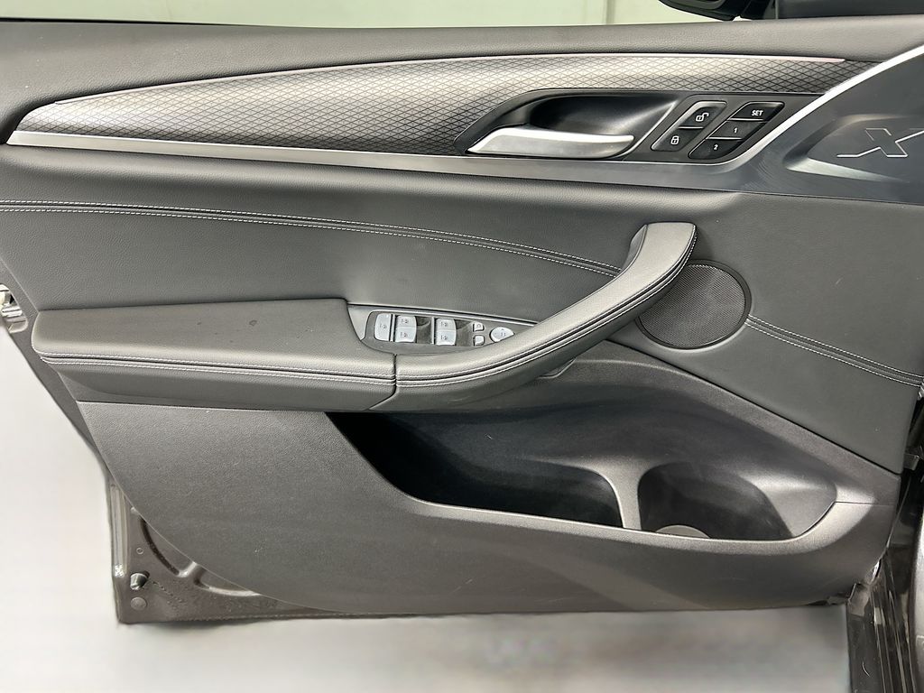 Thumbnail: 2023 BMW X3 - 23