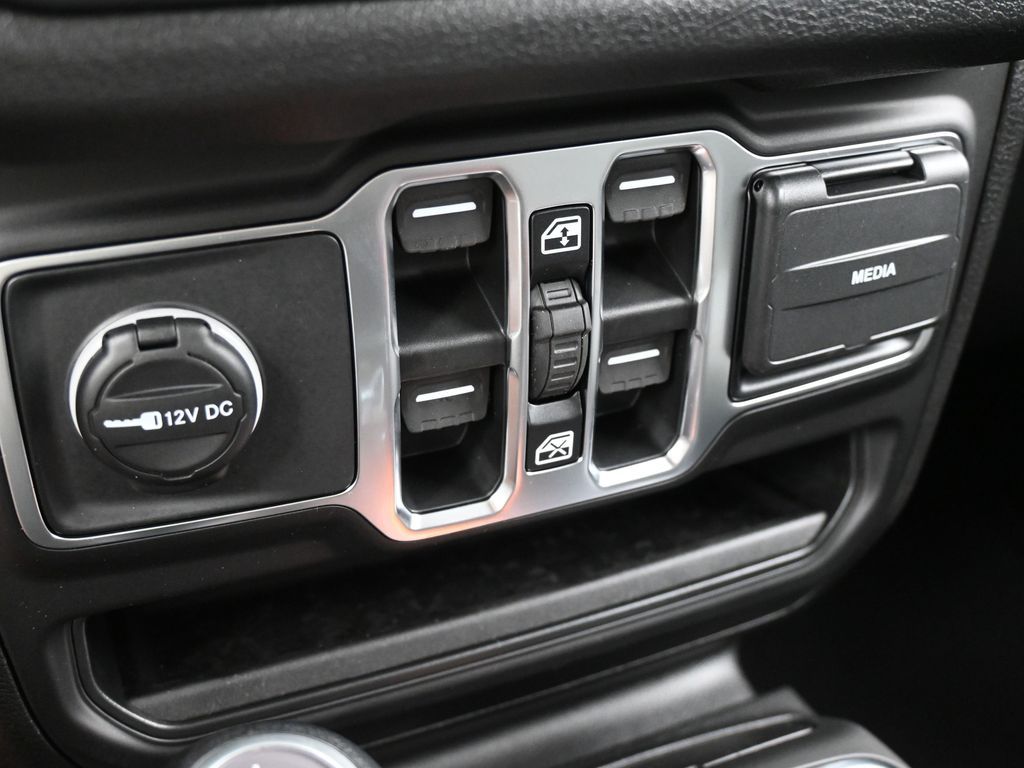 New 2026 Anvil Clear Coat Jeep Sport image 20