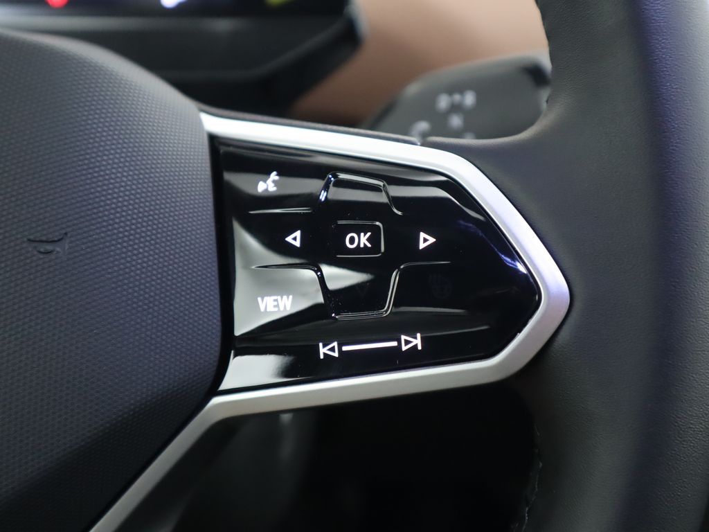Thumbnail: 2025 Volkswagen ID.4 - 12