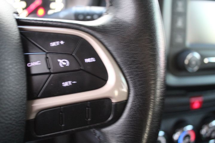 Used Car 2017 Jeep Renegade  Latitude For Sale Under $10,000 In Georgetown, Texas