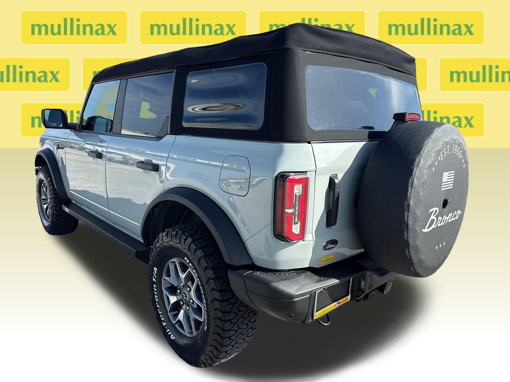 Used 2021 Gray Ford Badlands image 8