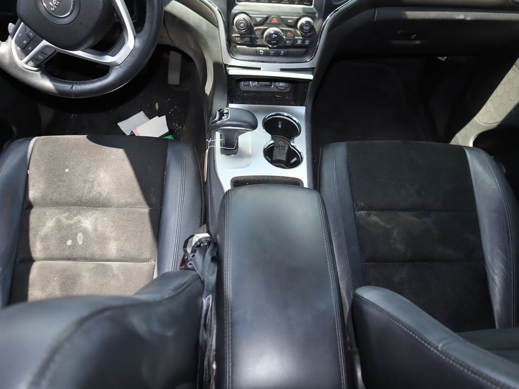 Thumbnail: 2015 Jeep Grand Cherokee - 8